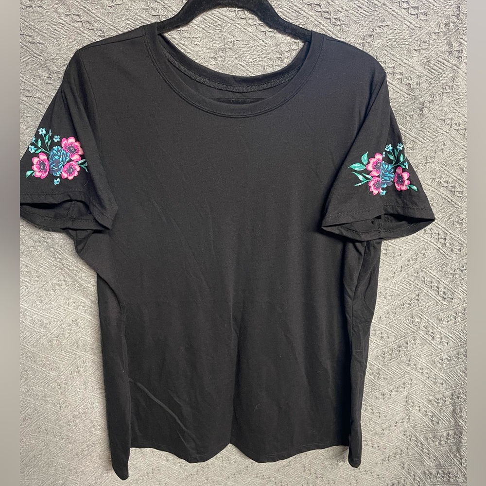 Torrid tee